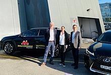 v.l.n.r. Christian Wellauer (Direktor Lexus Schweiz), Janine Meyerstein (CEO / Inhaber Autop AG), , Luca Giallela (Geschäftsführer Emil Frey Zollikon Erlenbach)